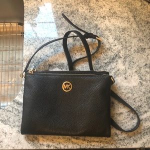 Like new Michael Kors Crossbody.  Black Leather